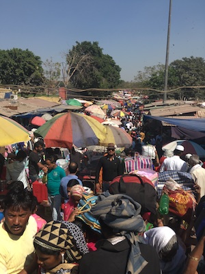 The crowd in Meena Bazaar in Delhi