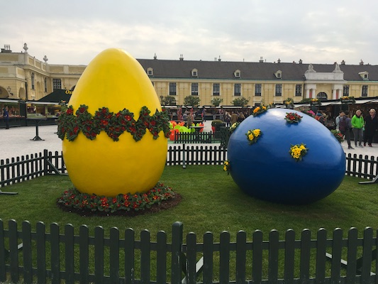 Mercato di Pasqua a Schonbrunn a Vienna