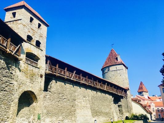 The section of the medieval walls of Tallinn that connects Kuldjala, Sauna and Nunna Towers