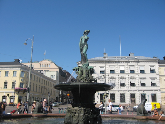 Fountain of Havis Amanda in Kauppatori in Helsinki